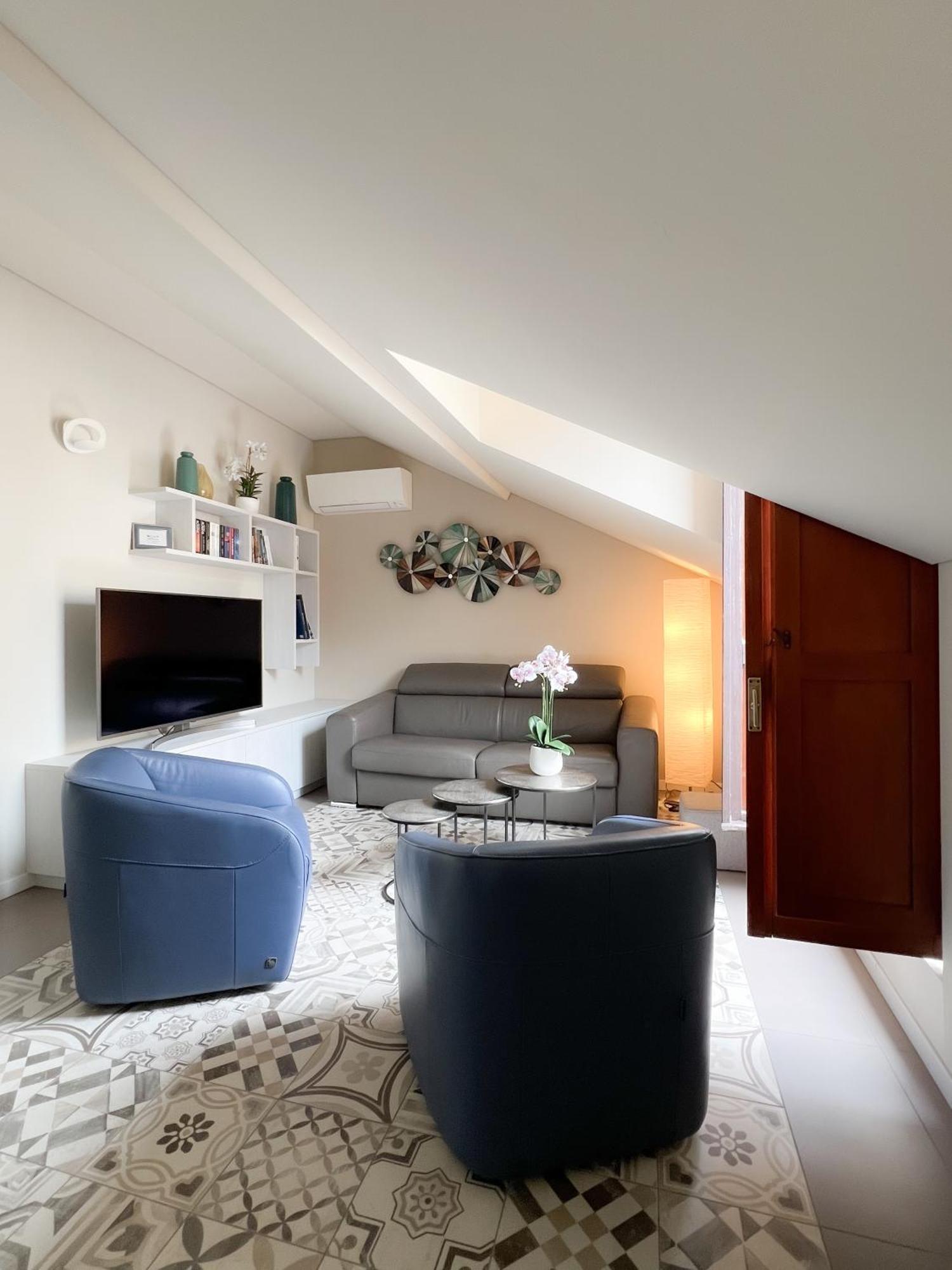 Apartamento Comecasa 10 Minutes Walk From Duomo 2 Bedroom *